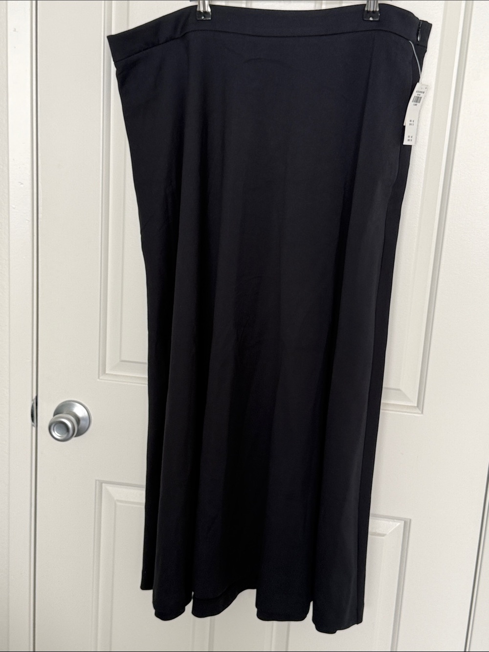 Abercrombie & Fitch Black Maxi Skirt — Flowing Bias-Cut Silhouette